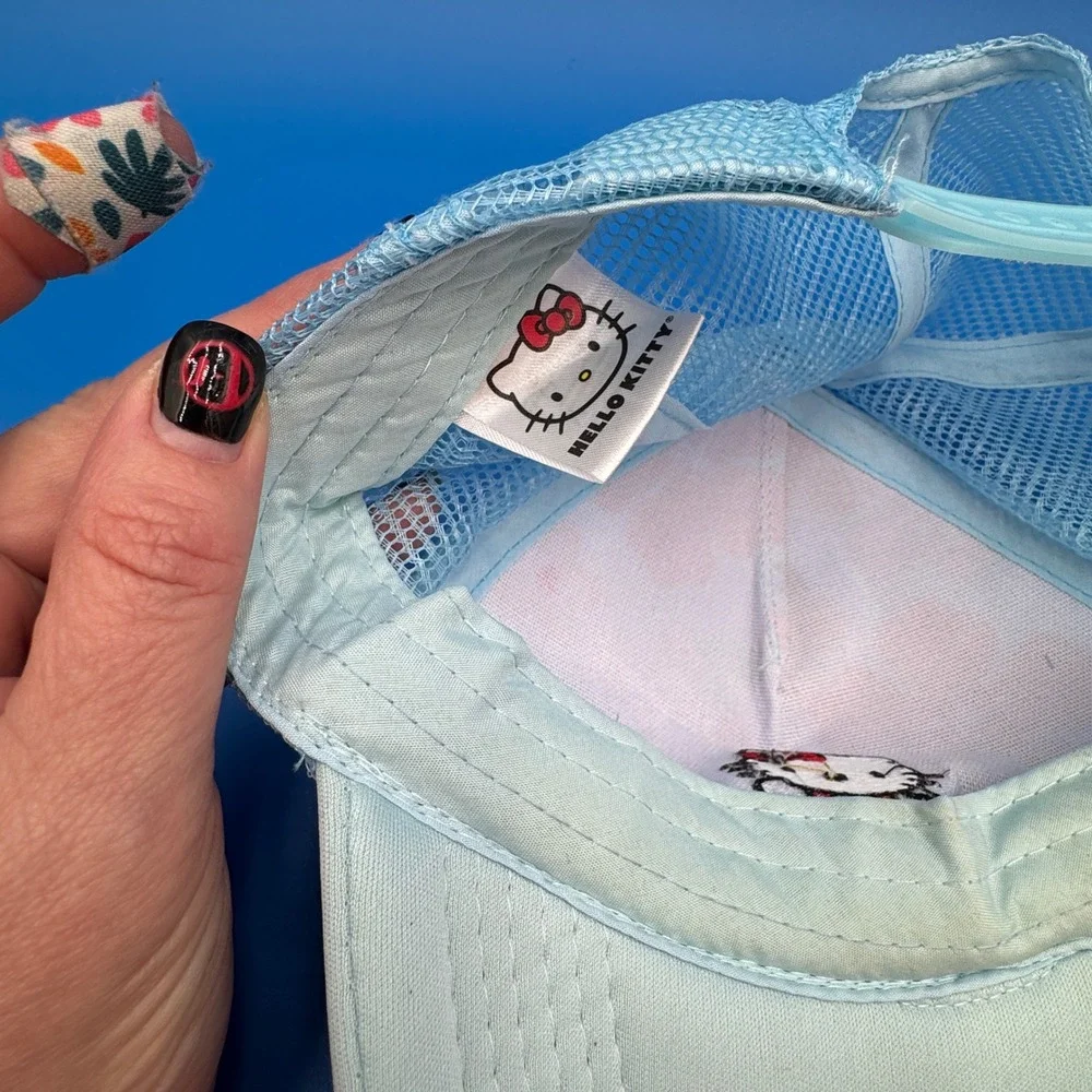 Hello Kitty Floral Trucker Hat, Women's Blue Hawaiian‎ Sanrio